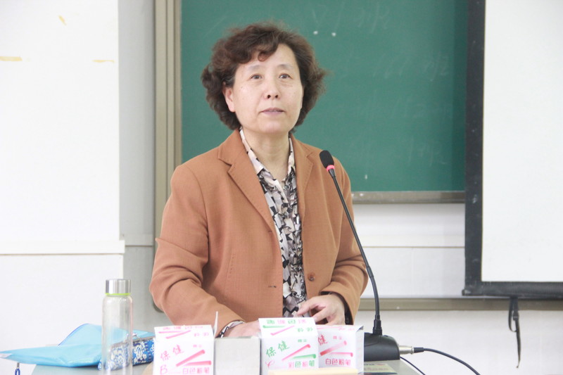 2017年11月8日首都师范大学教授、博士生导师王智秋在永利总站ylzz做学术讲座。